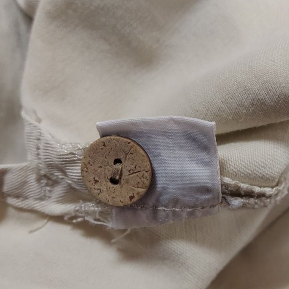 Tommy Bahama Womens Capri 12 Beige Stretch Relaxed Fit 5 Pocket Pants - Picture 9 of 9